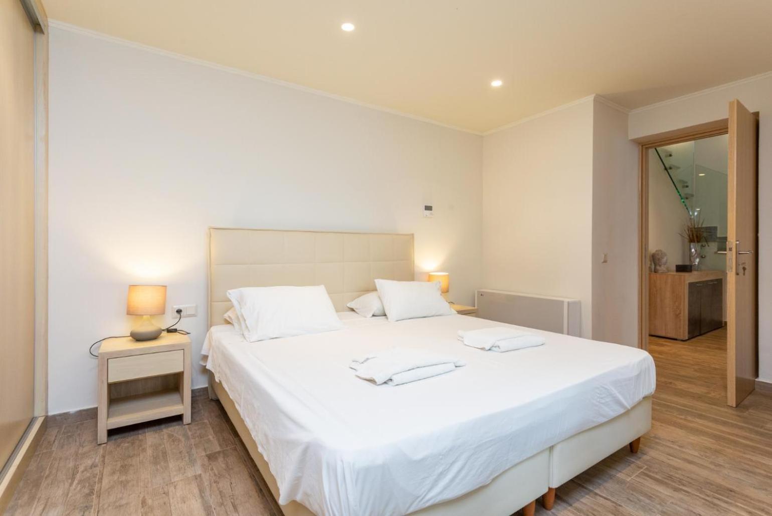 Villa Eleanna Agnítsini Екстериор снимка