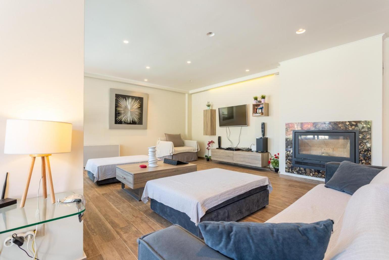 Villa Eleanna Agnítsini Екстериор снимка